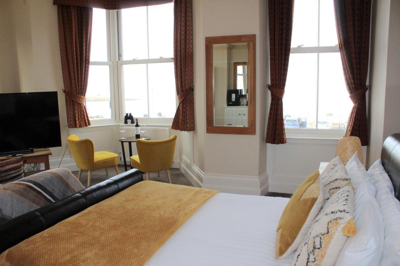 The Crown Hotel Моркем Екстер'єр фото